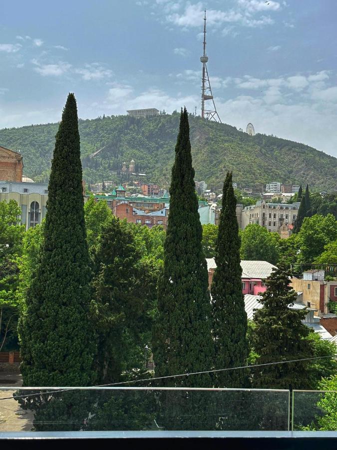 Bridge Hotel Tbilisi Exterior photo